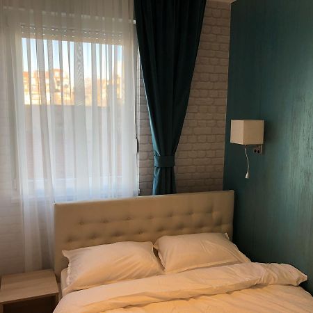 5 Stars Apartment With Free Garage Place Новий Сад Екстер'єр фото