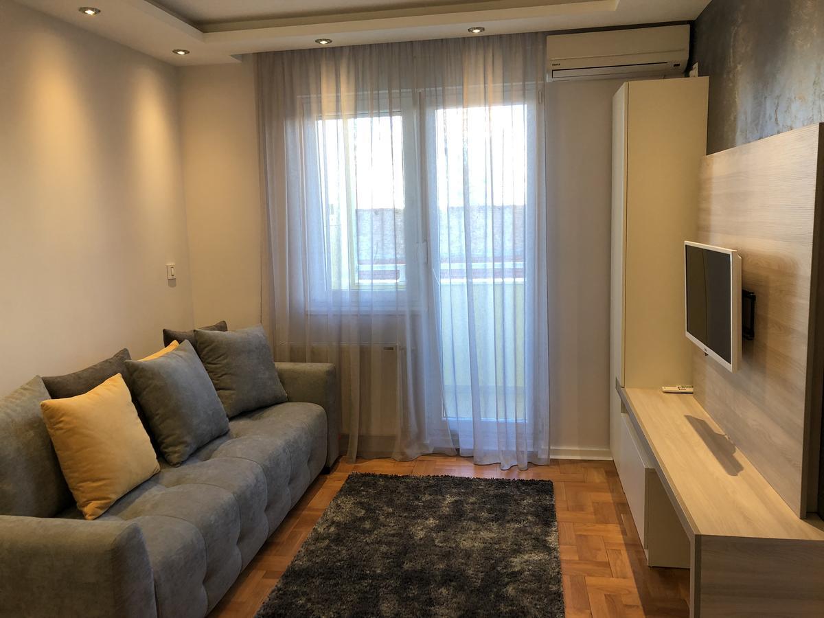 5 Stars Apartment With Free Garage Place Новий Сад Екстер'єр фото